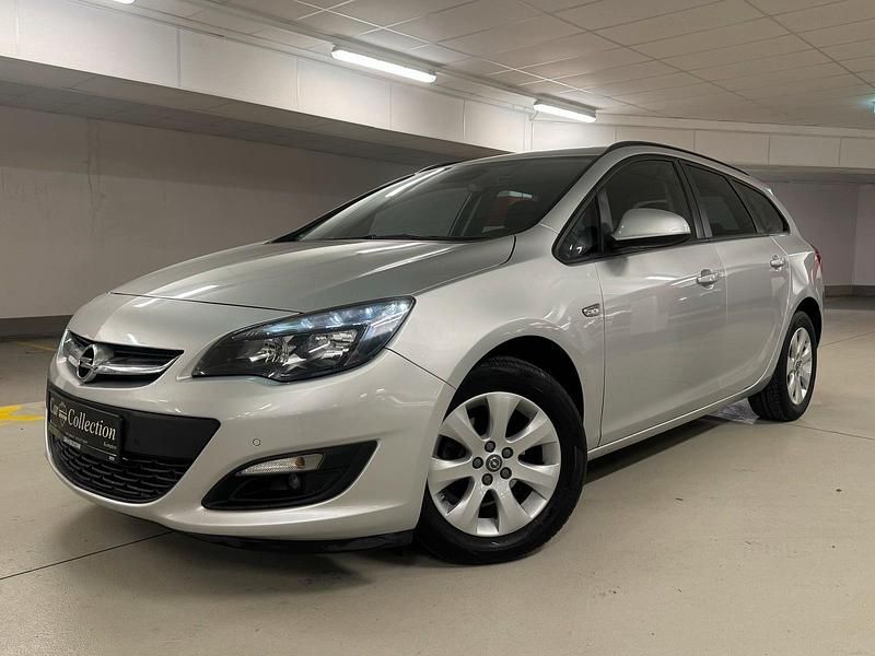 Gebraucht Opel Astra Style 140 PS (102 kW) 2015 Silber Kombi
