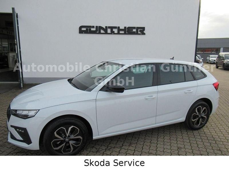 Neu Skoda Scala Selection 116 PS (85 kW) 2025 Weiß Kleinwagen
