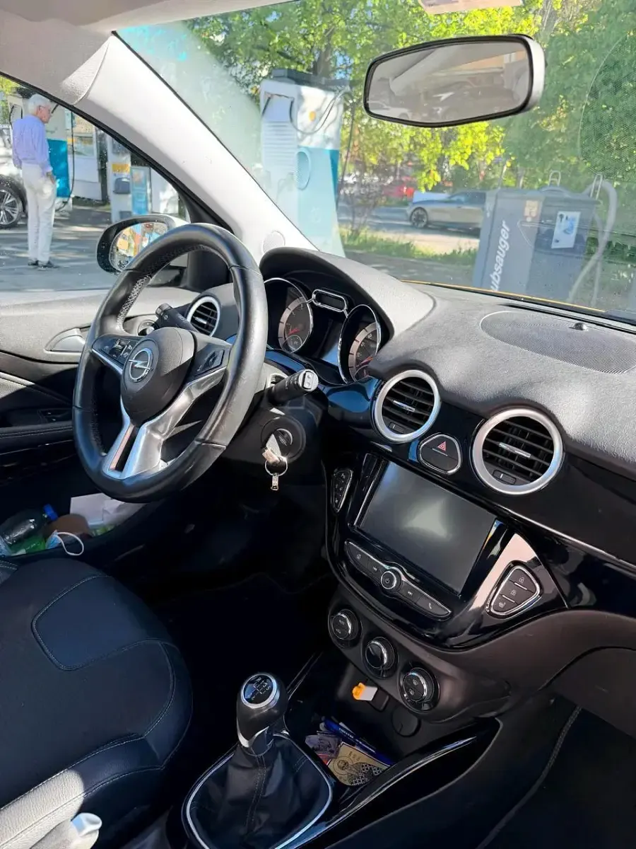 Second-hand Opel Adam 90 CP (66 kW) 2016 Portocaliu Hatchback