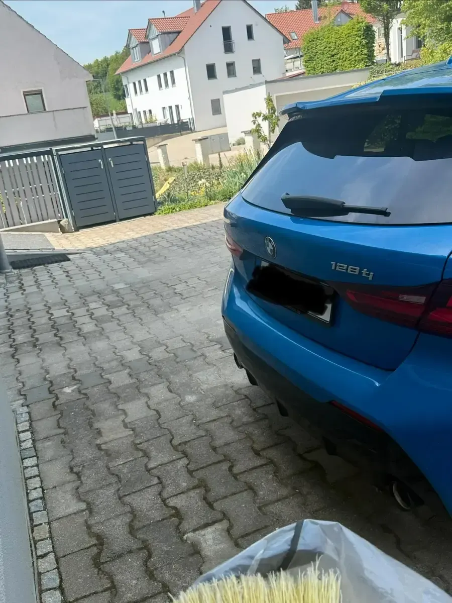 Gebraucht BMW 128 M Sport 265 PS (194 kW) 2022 Blau Kleinwagen
