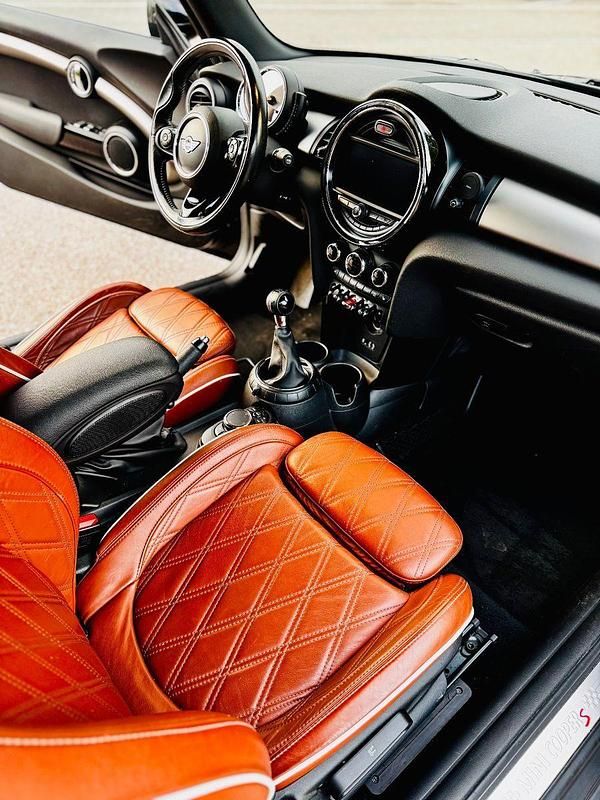 Schwarz Gebraucht 2016 Mini Cooper S Kleinwagen | 18.000 € (Etwas zu teuer) - Bild 1/4