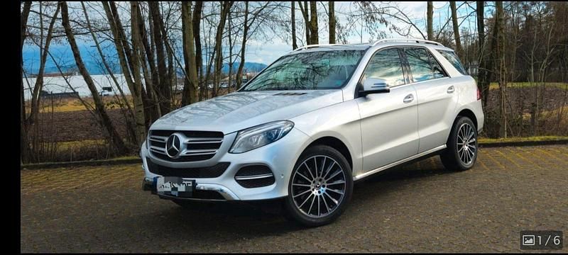 Silber Gebraucht 2017 Mercedes GLE250 SUV | 32.900 € (Guter Preis) - Bild 1/4