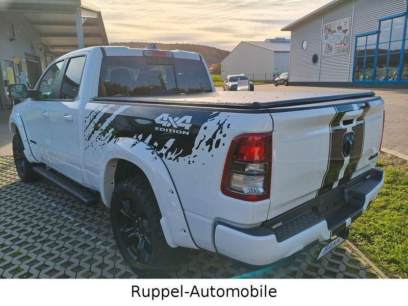 Gebraucht Dodge Ram 401 PS (294 kW) 2022 Weiß Pickup