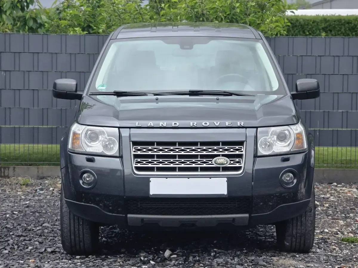 Gebraucht Land Rover Freelander 2 152 PS (111 kW) 2010 Grau SUV