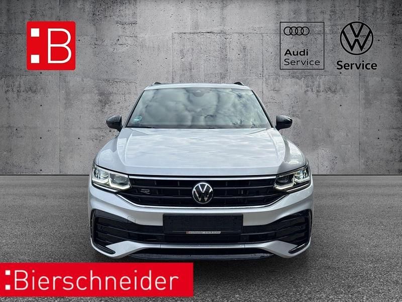 Gebraucht VW Tiguan Style 200 PS (147 kW) 2024 Silber SUV