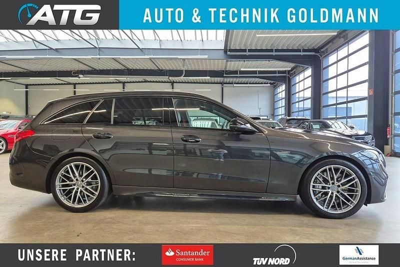 Graphitgrau Gebraucht 2023 Mercedes C43 AMG AMG Kombi | 54.950 € (Guter Preis) - Bild 1/4