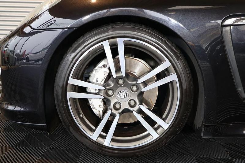 Gebraucht Porsche Panamera 4S 400 PS (294 kW) 2011 Schwarz Limousine