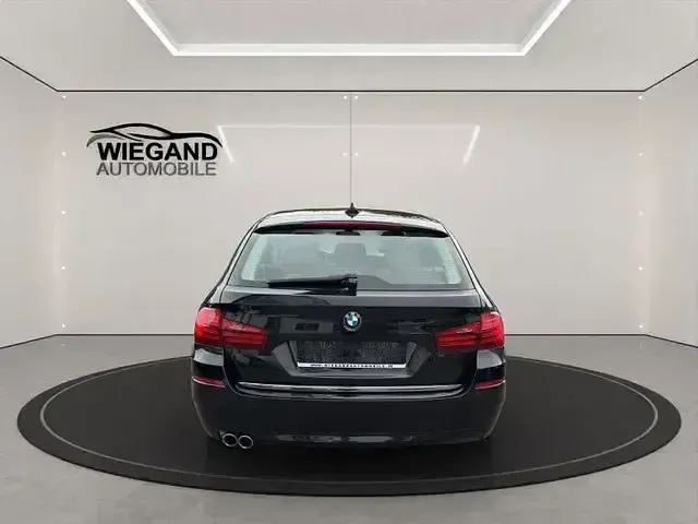 Gebraucht BMW 530 Comfort Edition 258 PS (189 kW) 2014 Schwarz Kombi