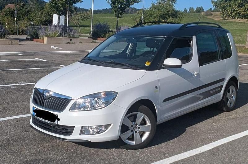 Weiß Gebraucht 2013 Skoda Roomster Fresh Kombi | 7.200 € (Etwas zu teuer) - Bild 1/4
