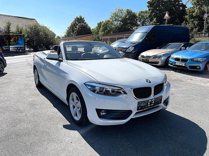 Gebraucht BMW 218 Advantage 136 PS (100 kW) 2018 Weiß Cabrio