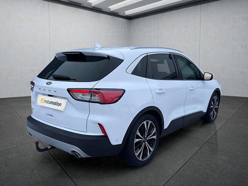 Gebraucht Ford Kuga 190 PS (139 kW) 2023 Weiß SUV