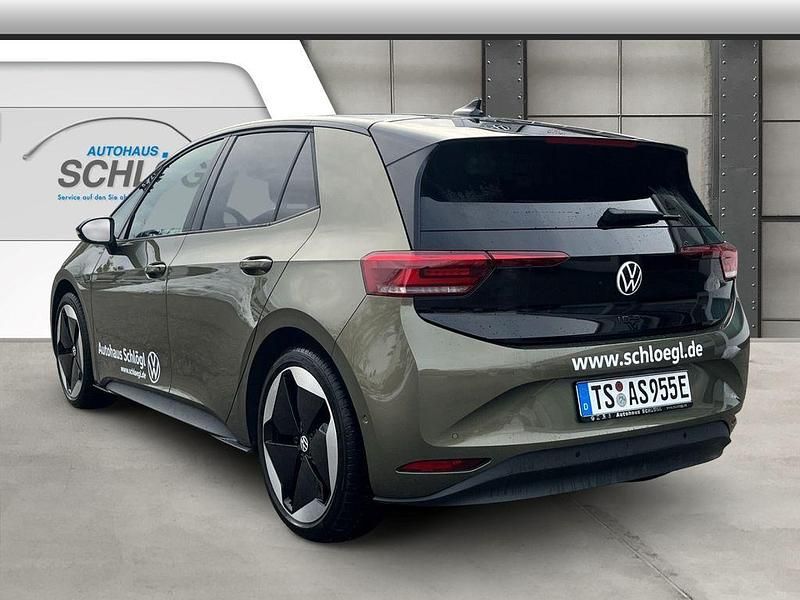 Second-hand VW ID.3 Pro 169 kW (231 CP) 2025 Verde Hatchback