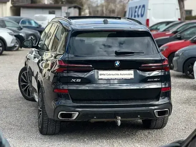 Gebraucht BMW X5 M Sport 352 PS (258 kW) 2025 Schwarz SUV