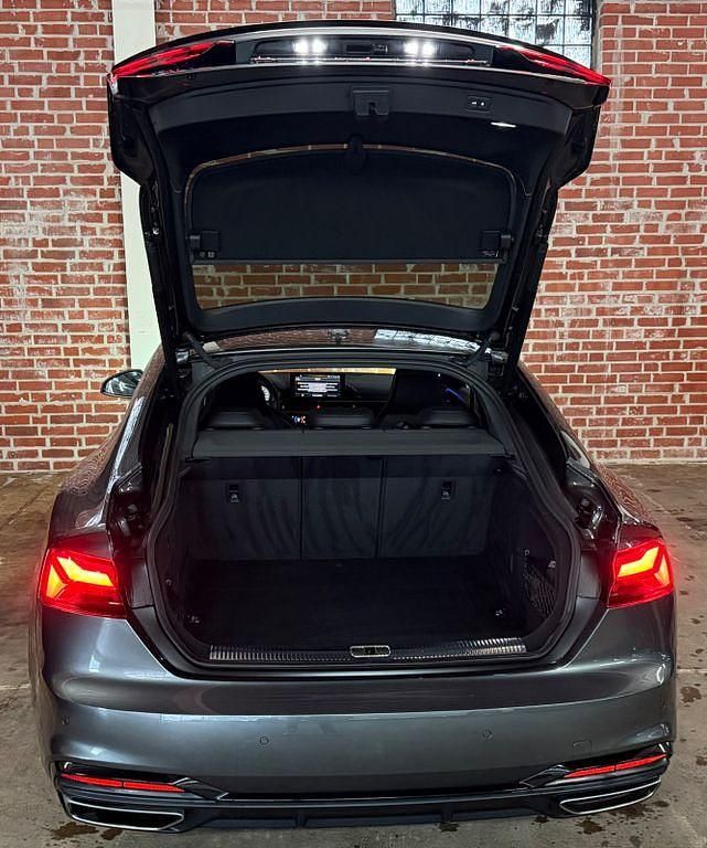 Gebraucht Audi A5 Sportback S-Line 190 PS (139 kW) 2020 Grau Kleinwagen
