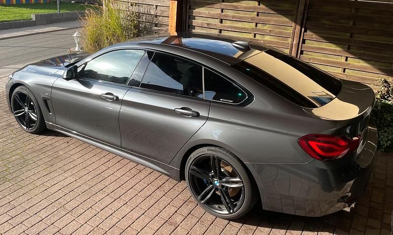 Gebraucht BMW 430 M Sport 252 PS (185 kW) 2019 Grau Coupé