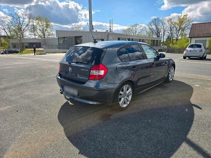 Second-hand BMW 120 2006 Andere farben Hatchback