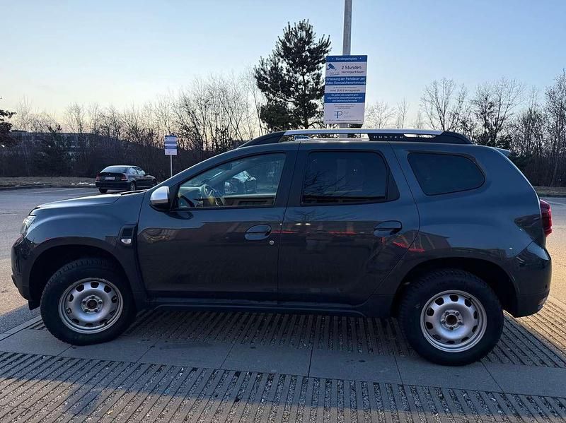 Gebraucht Dacia Duster Prestige 101 PS (74 kW) 2022 Grau SUV