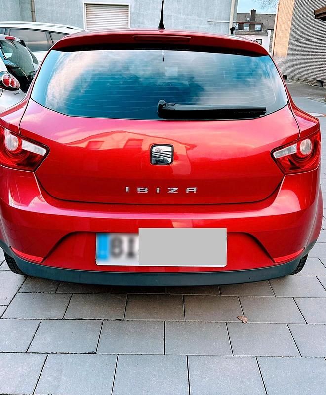 Gebraucht Seat Ibiza 60 PS (44 kW) 2010 Rot Kleinwagen