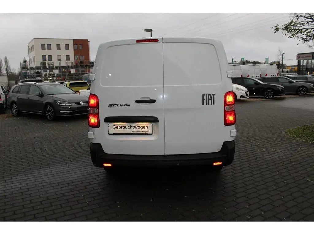 Gebraucht Fiat Scudo 144 PS (105 kW) 2024 Weiss Van