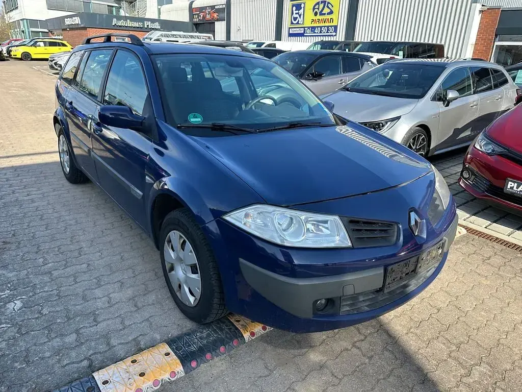 Occasion Renault Mégane Avantage 111 ch (81 kW) 2006 Bleue Berline