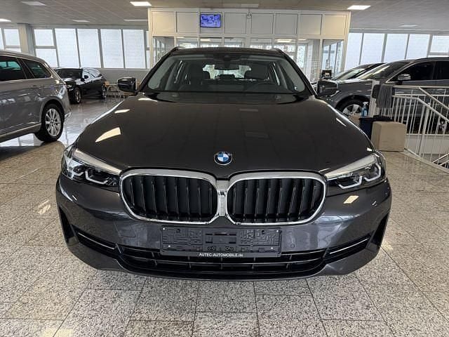 Second-hand BMW 520 190 CP (139 kW) 2023 Gri Break
