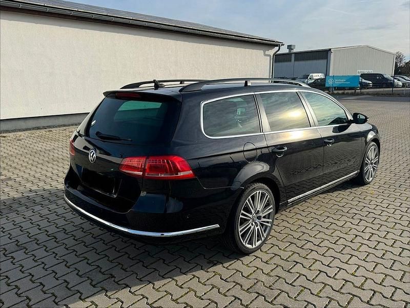 Gebraucht VW Passat Comfortline 140 PS (102 kW) 2011 Schwarz Kombi