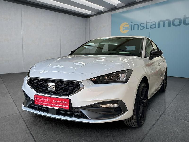 Weiß Gebraucht 2025 Seat Leon FR Kleinwagen | 33.749 € (Teuer) - Bild 1/4