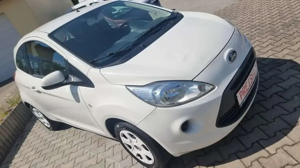 Gebraucht Ford Ka 69 PS (50 kW) 2016 Weiß Kleinwagen