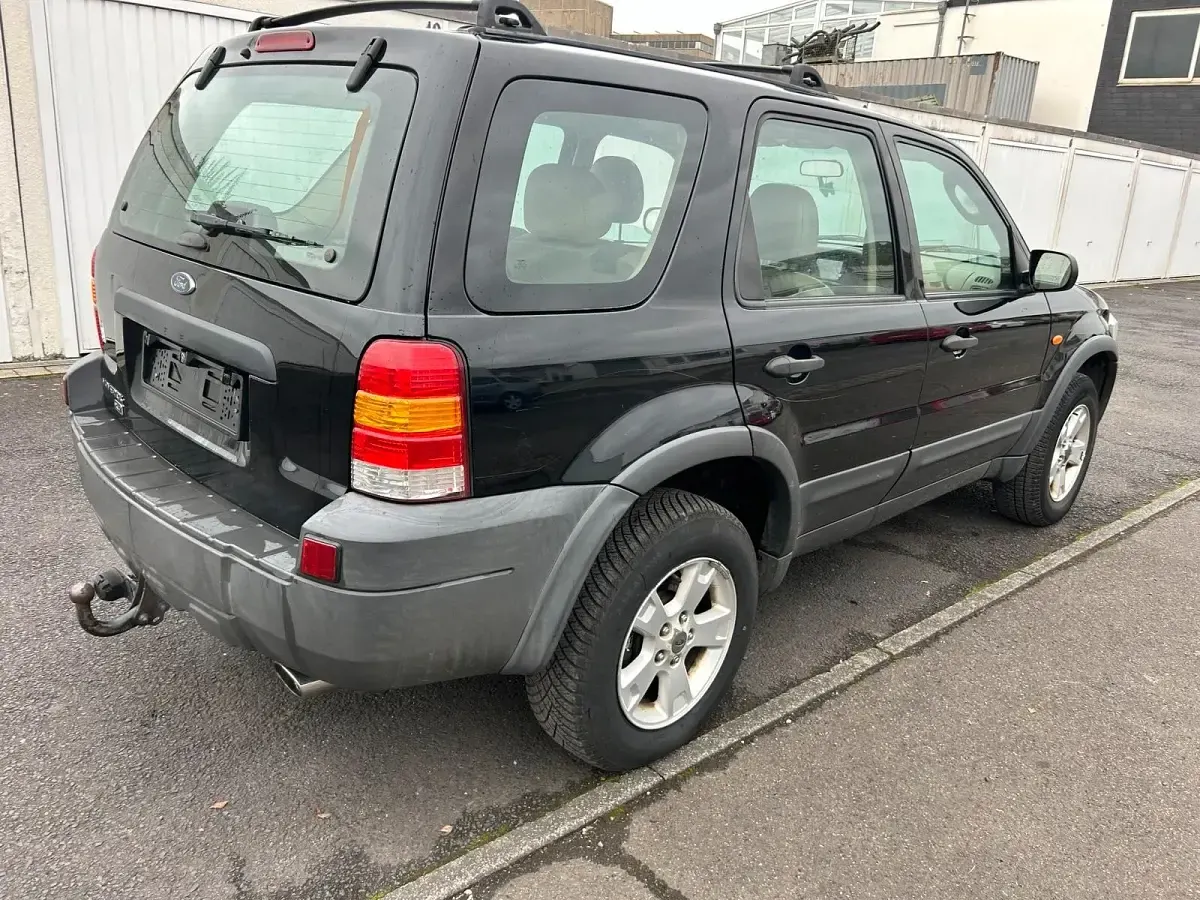 Gebraucht Ford Maverick 197 PS (144 kW) 2004 Schwarz SUV