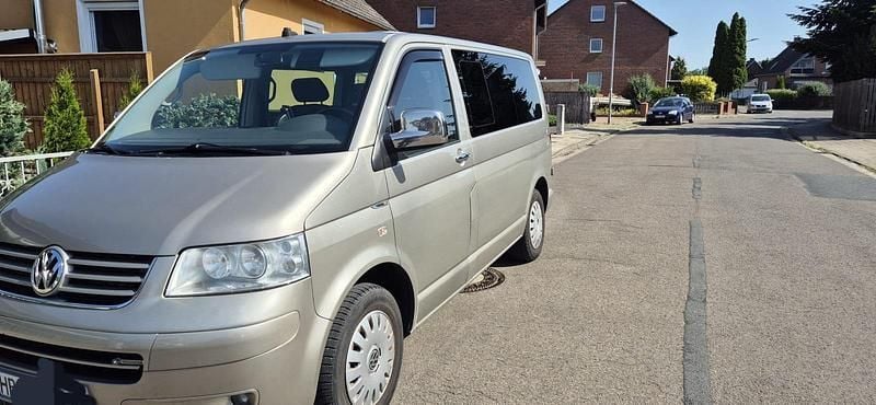Beige Gebraucht 2007 VW T5 Van | 9.500 € (Fairer Preis) - Bild 1/4