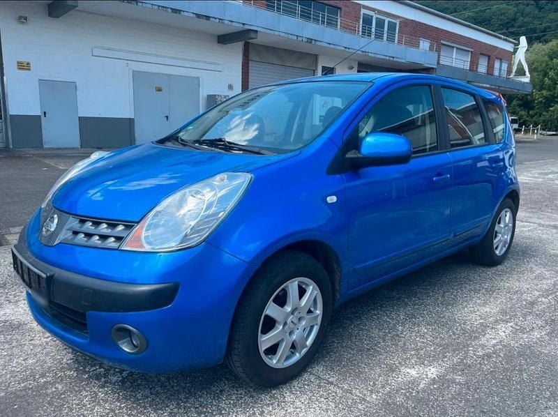 Second-hand Nissan Note Acenta 110 CP (80 kW) 2009 Albastru Hatchback