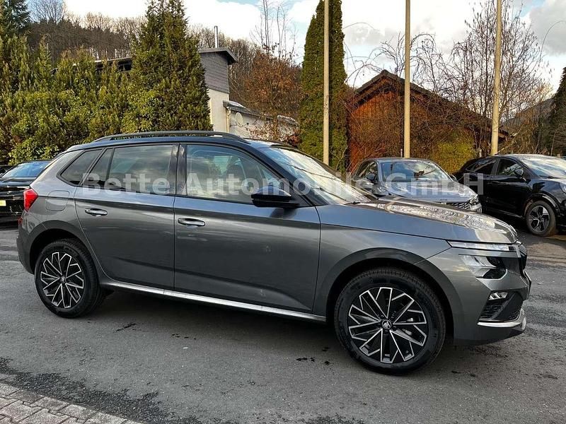 Neu Skoda Kamiq Selection 116 PS (85 kW) 2025 Grau SUV