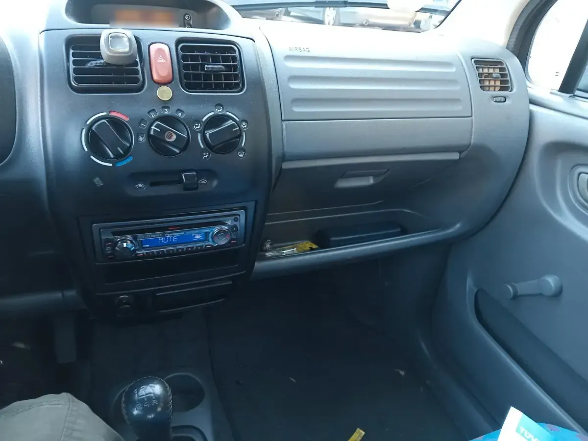 Second-hand Opel Agila 58 CP (42 kW) 2002 Albastru Monovolum