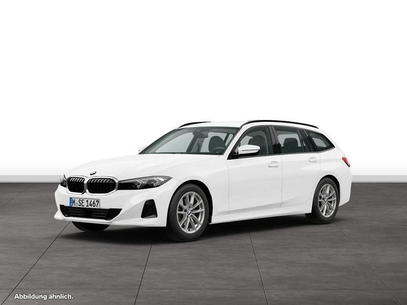 Alpinweiss Gebraucht 2024 BMW 318 Comfort Edition Kombi | 33.954 € (Guter Preis) - Bild 1/3
