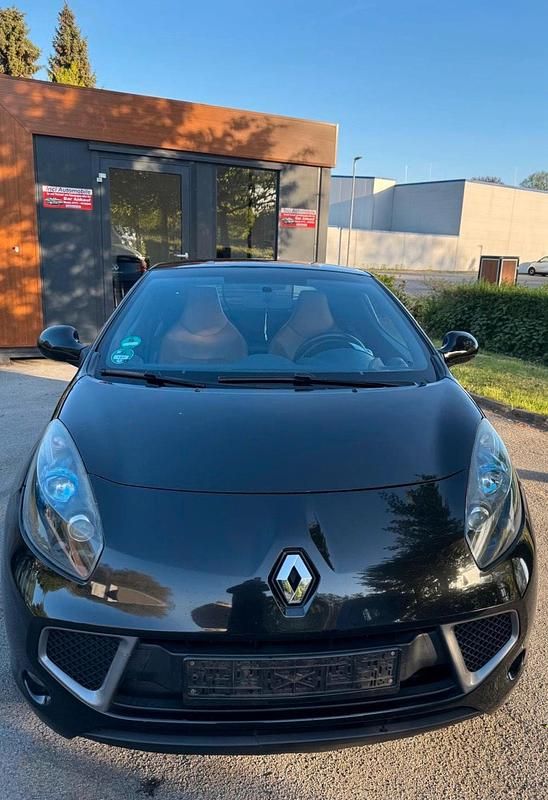 Second-hand Renault Wind 102 CP (75 kW) 2013 Negru Cabrio