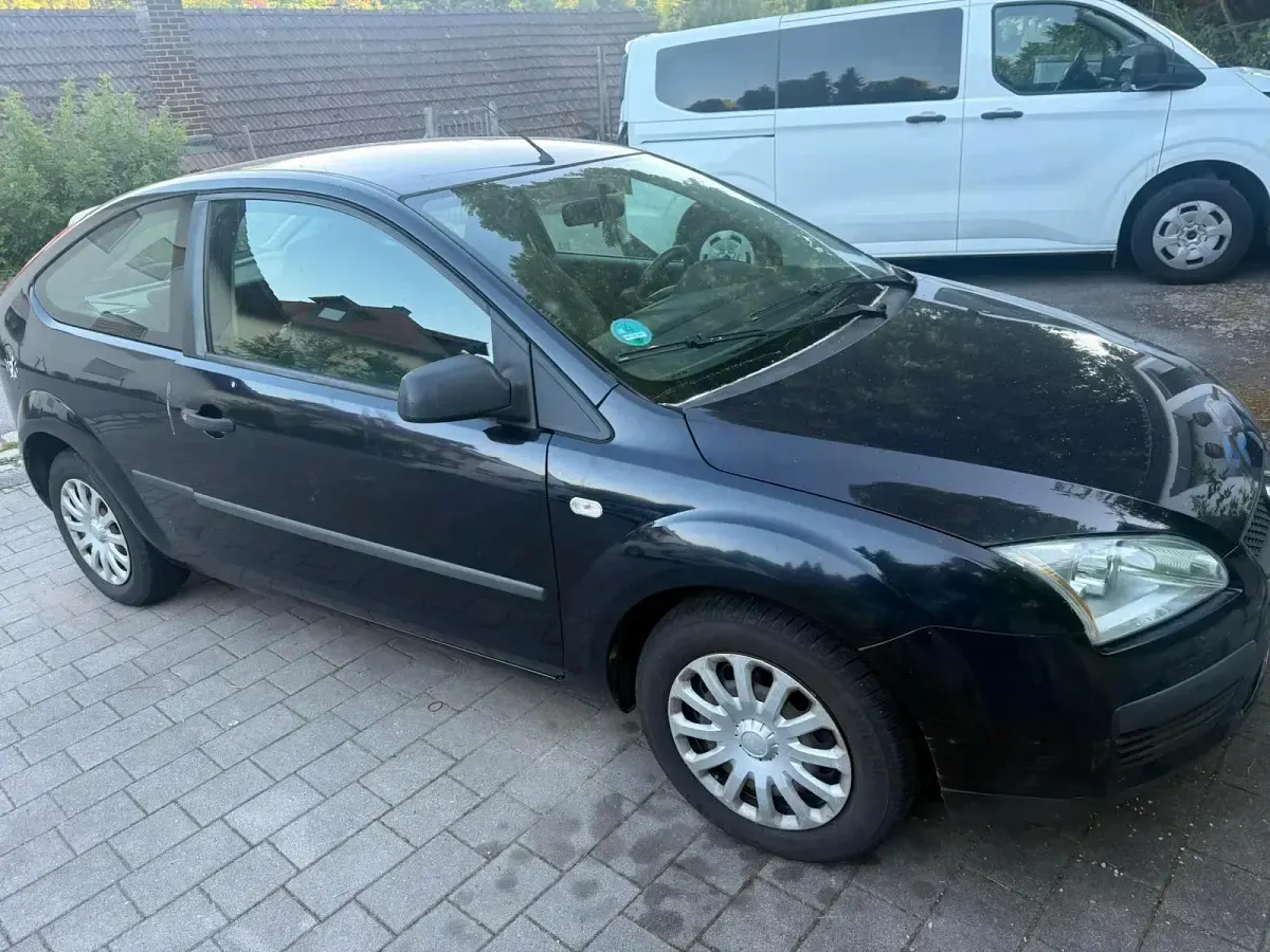 Gebraucht Ford Focus 101 PS (74 kW) 2004 Andere farben Kleinwagen