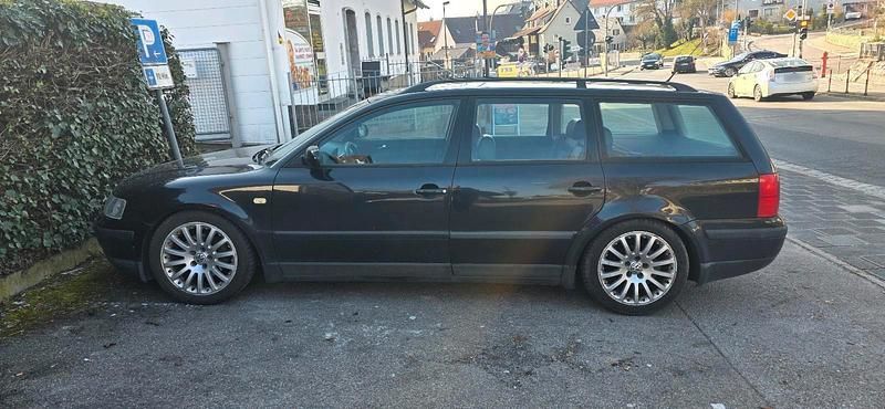 Gebraucht VW Passat Highline 116 PS (85 kW) 1999 Schwarz Kombi