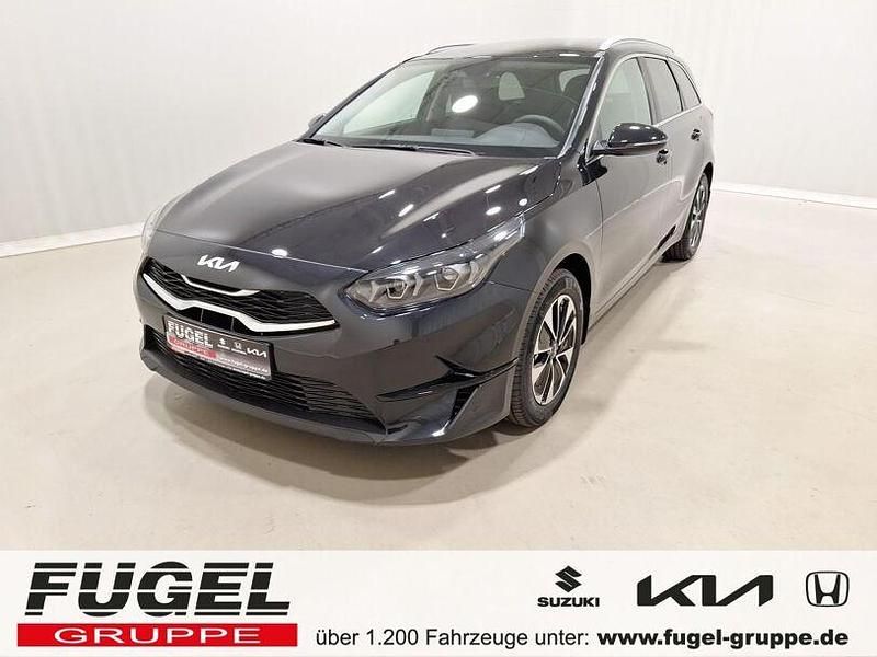 Schwarz Neu 2024 Kia Ceed | 24.469 € (Fairer Preis) - Bild 1/4