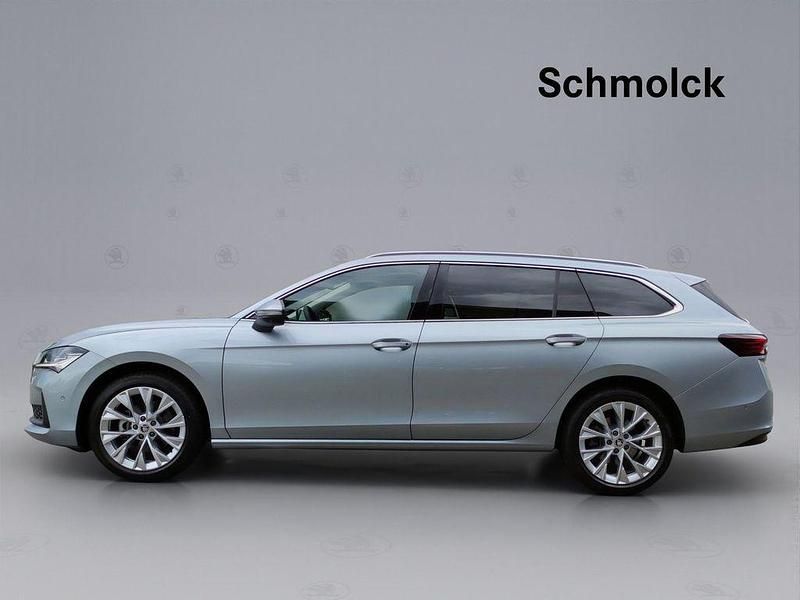 Gebraucht Skoda Superb Selection 150 PS (110 kW) 2024 Andere farbe Kombi