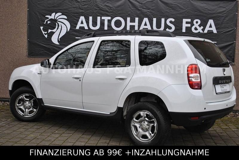 Gebraucht Dacia Duster Lauréate 114 PS (83 kW) 2017 Weiß SUV