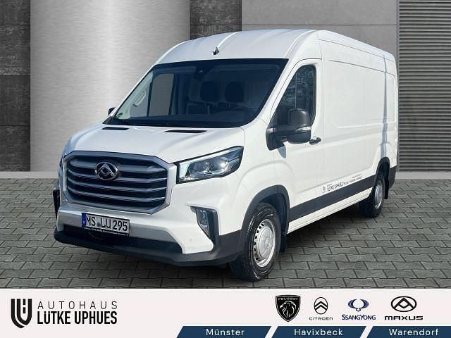 Second-hand Maxus V90 147 CP (108 kW) 2024 Alb Van