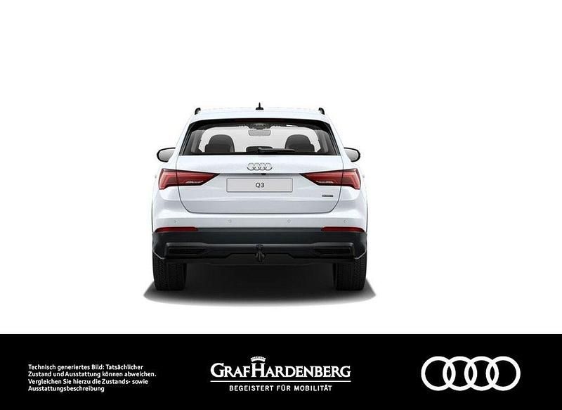 Gebraucht Audi Q3 Ambiente 190 PS (139 kW) 2019 Gletscherweiß metallic SUV