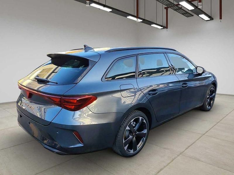 Gebraucht Cupra Leon 150 PS (110 kW) 2025 Grau Limousine