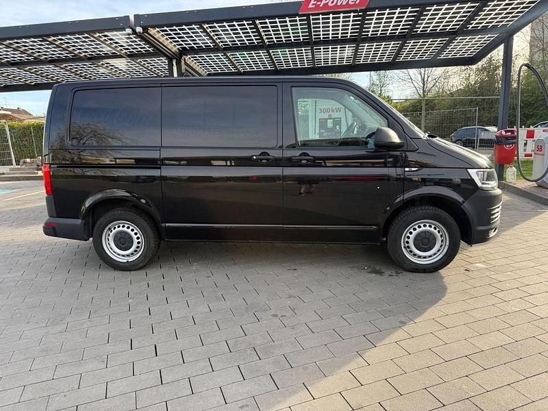 Gebraucht VW Transporter 114 PS (83 kW) 2017 Schwarz Van