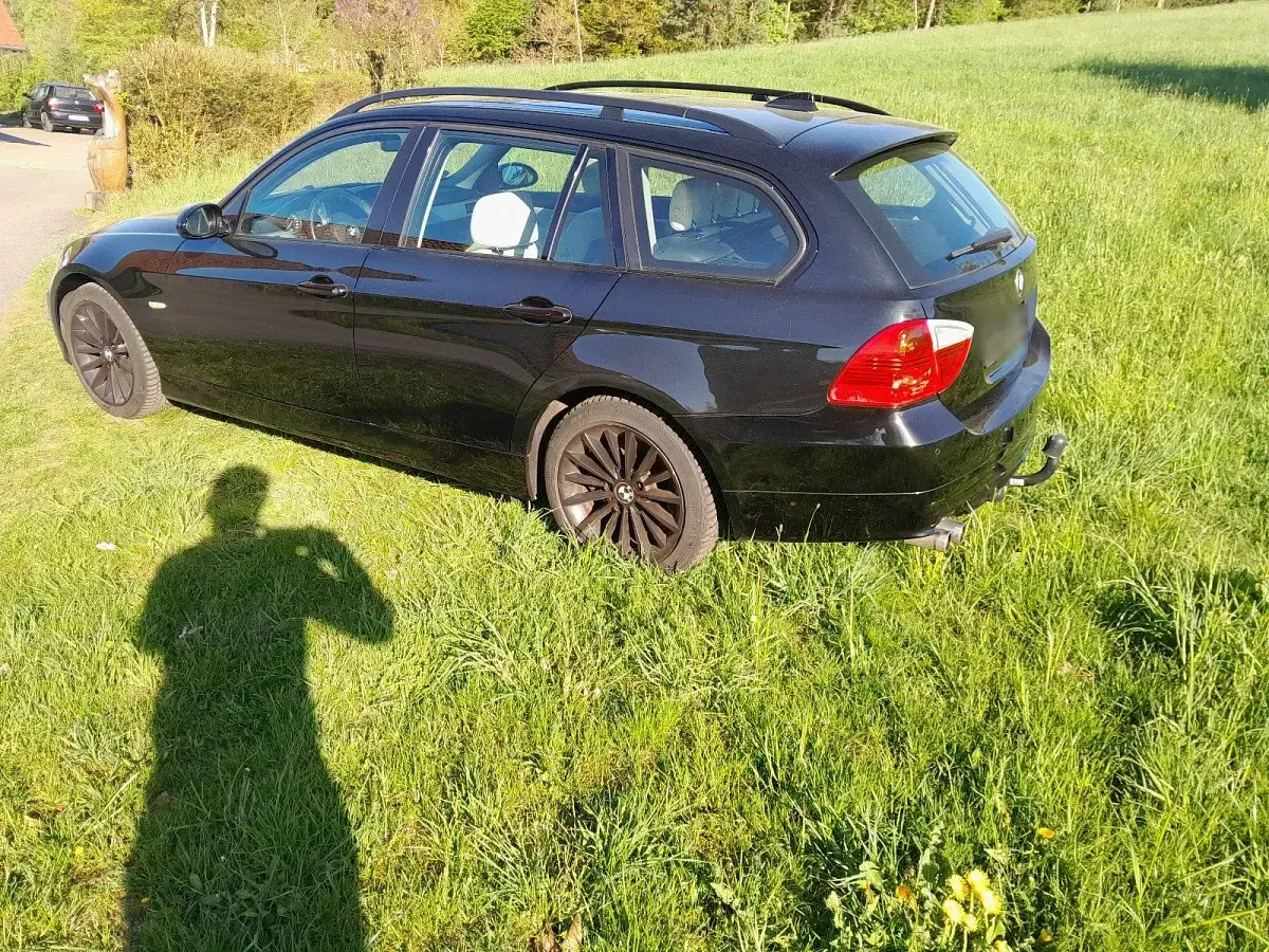 Brugt BMW 325 218 HK (160 kW) 2008 Andere farben Stationcar