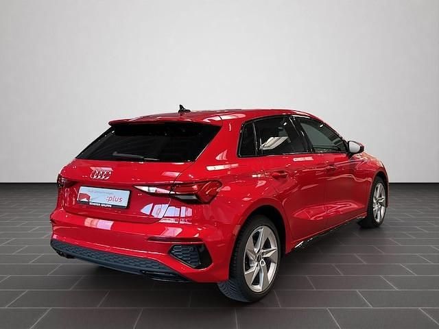 Gebraucht Audi A3 Sportback e-tron Advanced 204 PS (150 kW) 2021 Tangorot metallic (metallic) Kleinwagen