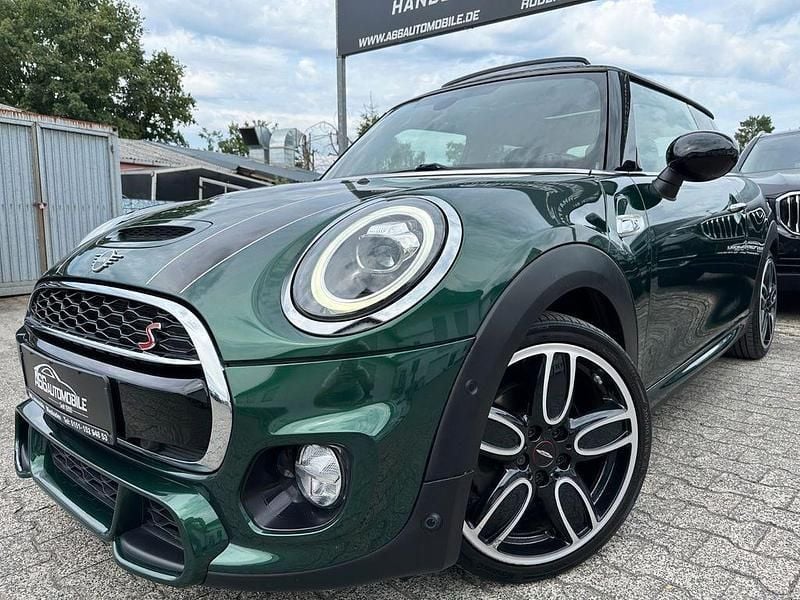 Grün Gebraucht 2018 Mini John Cooper Works Kleinwagen | 16.949 € (Superpreis) - Bild 1/4