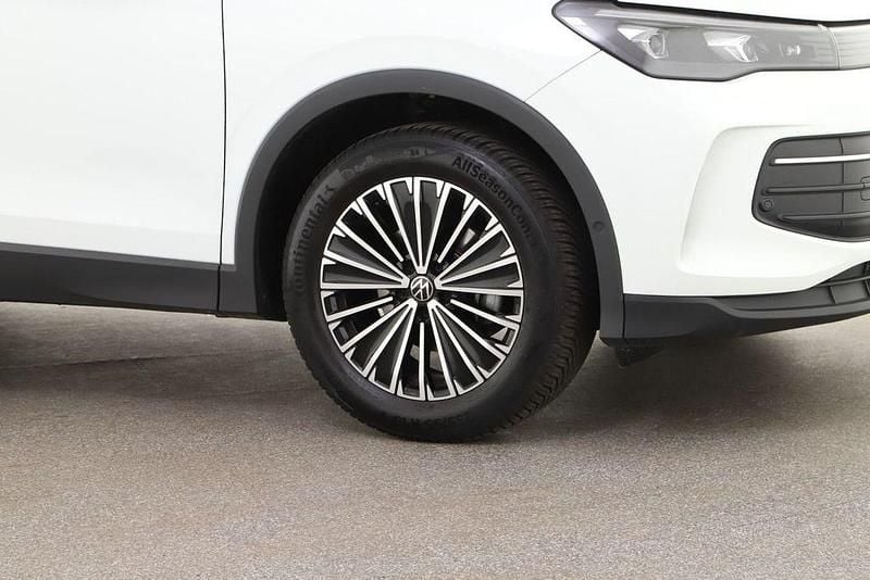 Gebraucht VW Tiguan Goal 150 PS (110 kW) 2021 Pure white SUV