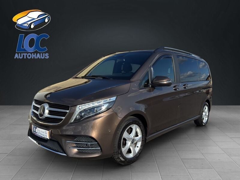 Braun Gebraucht 2019 Mercedes V250 AMG line Van / Kleinbus | 42.990 € (Superpreis) - Bild 1/4