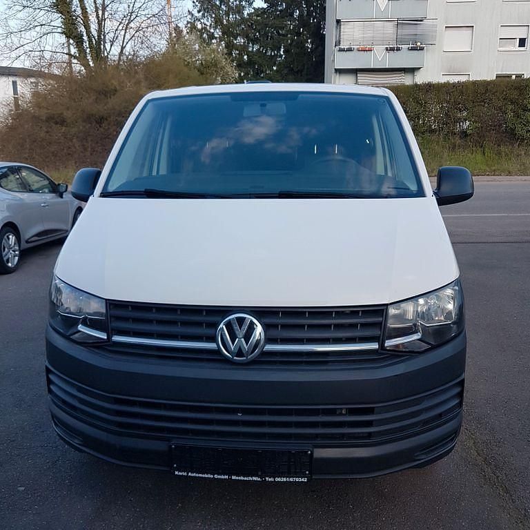Second-hand VW T6 102 CP (75 kW) 2017 Alb Van